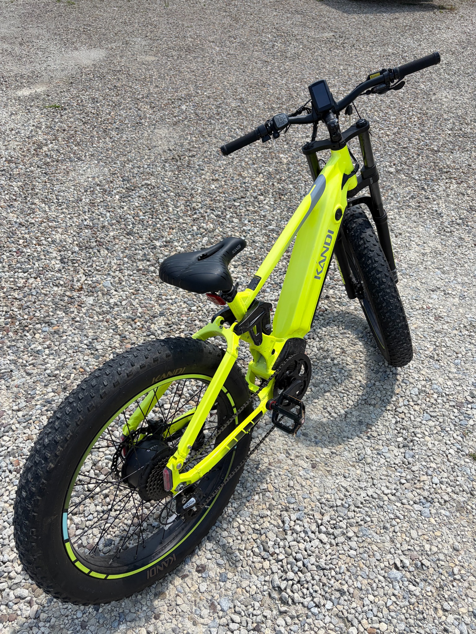 Rear view of Kandi full-size electric bike